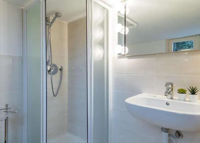 Daire Joivy Exclusive In Close To Cernobbio