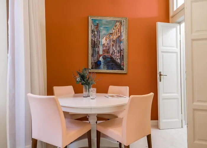 Joivy Exclusive In Close To *