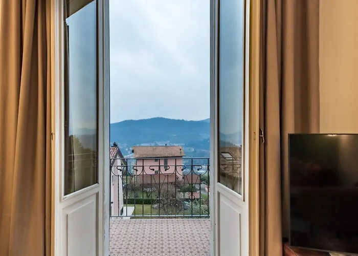 Joivy Exclusive In Close To Daire Cernobbio