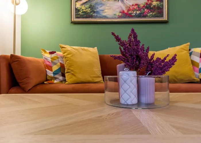 Joivy Exclusive In Close To Cernobbio