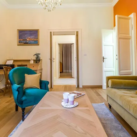 Joivy Exclusive In Close To Apartmán Cernobbio