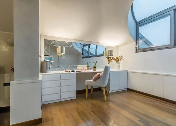 Joivy Exclusive In Close To * Cernobbio