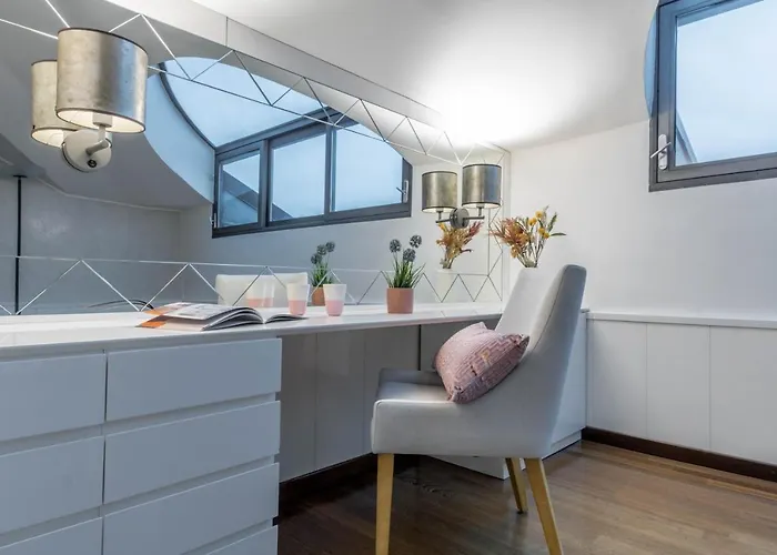 Joivy Exclusive In Close To * Cernobbio